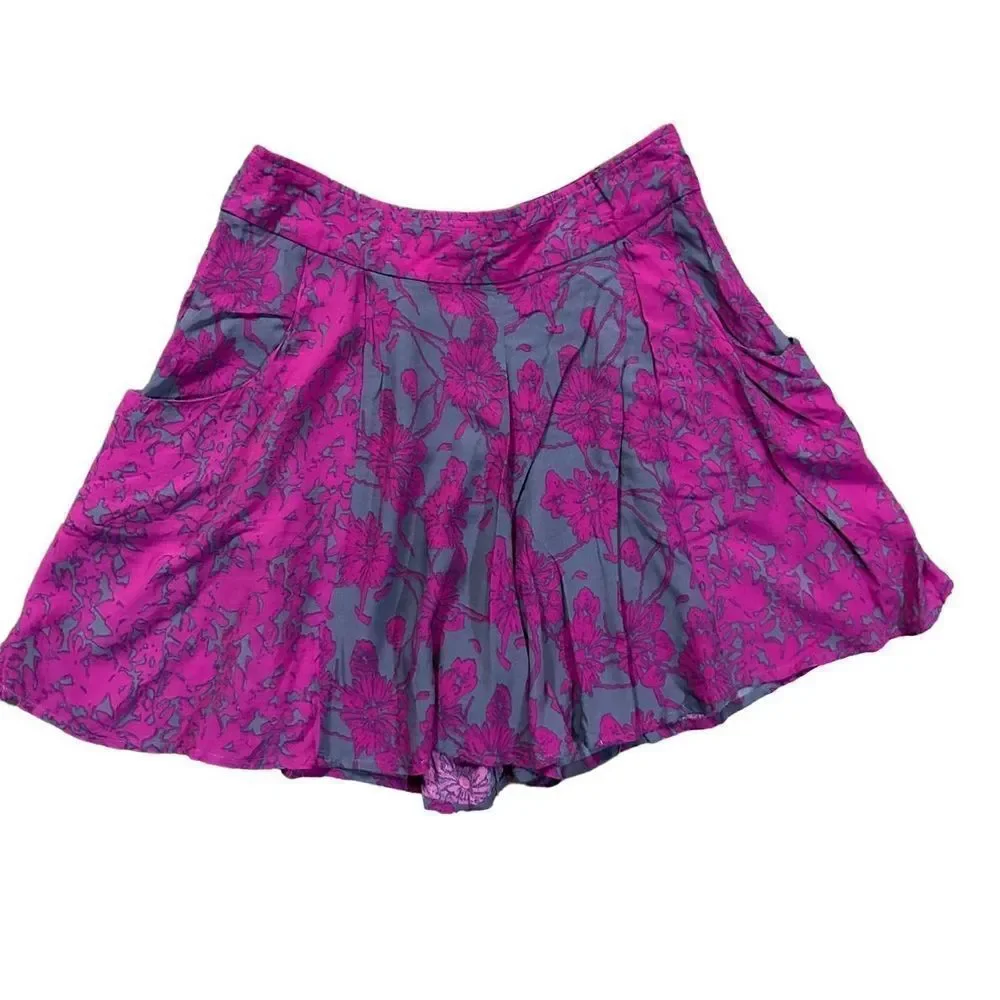 Free People Sheila‎ Vivid Purple & Gray Floral Culotte Shorts sz 2 boho